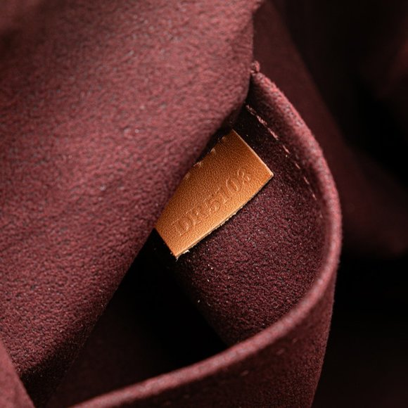 LOUIS VUITTON Brown Damier Leather Shoulder Bag - Picture 6 of 8